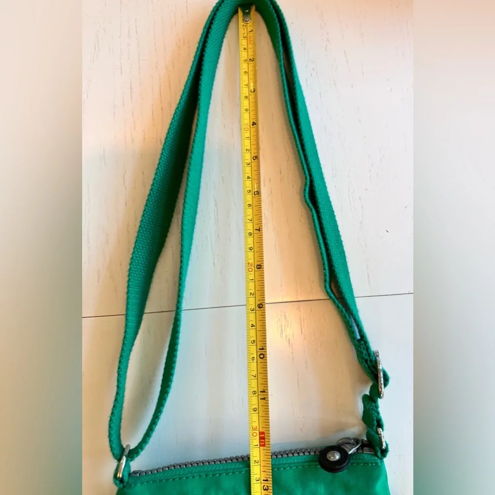 KIPLING BAG!! Alvar Extra Small size with monkey keychain - Picture 8 of 10